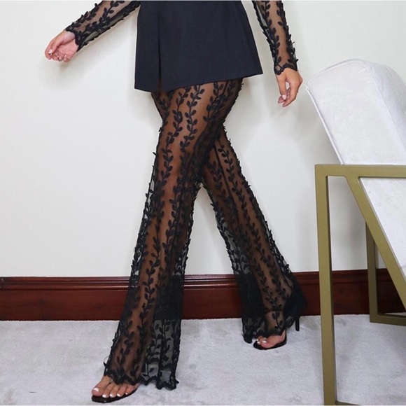 PrettyLittleThing Black Floral Lace Flare Pants - Picture 2 of 4